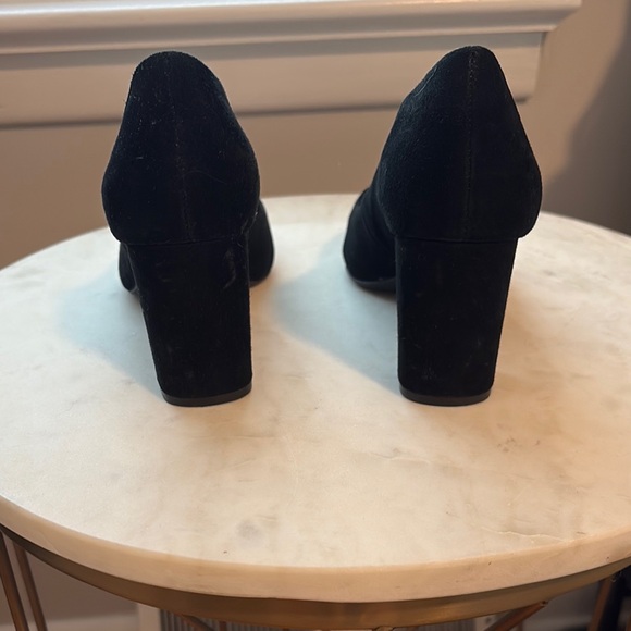 Elegant Black Heels by Deltan - Picture 4 of 9